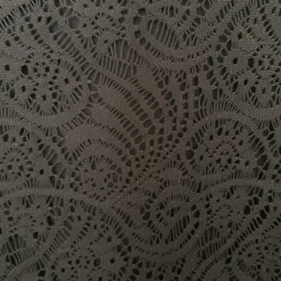 Navy Blue Lace Top by Ivan Trump Size Large - Picture 3 of 5